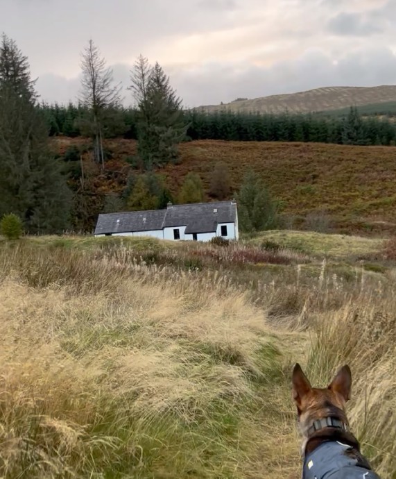 Brattleburn Bothy – einfache Wanderhütte in den schottischen Highlands