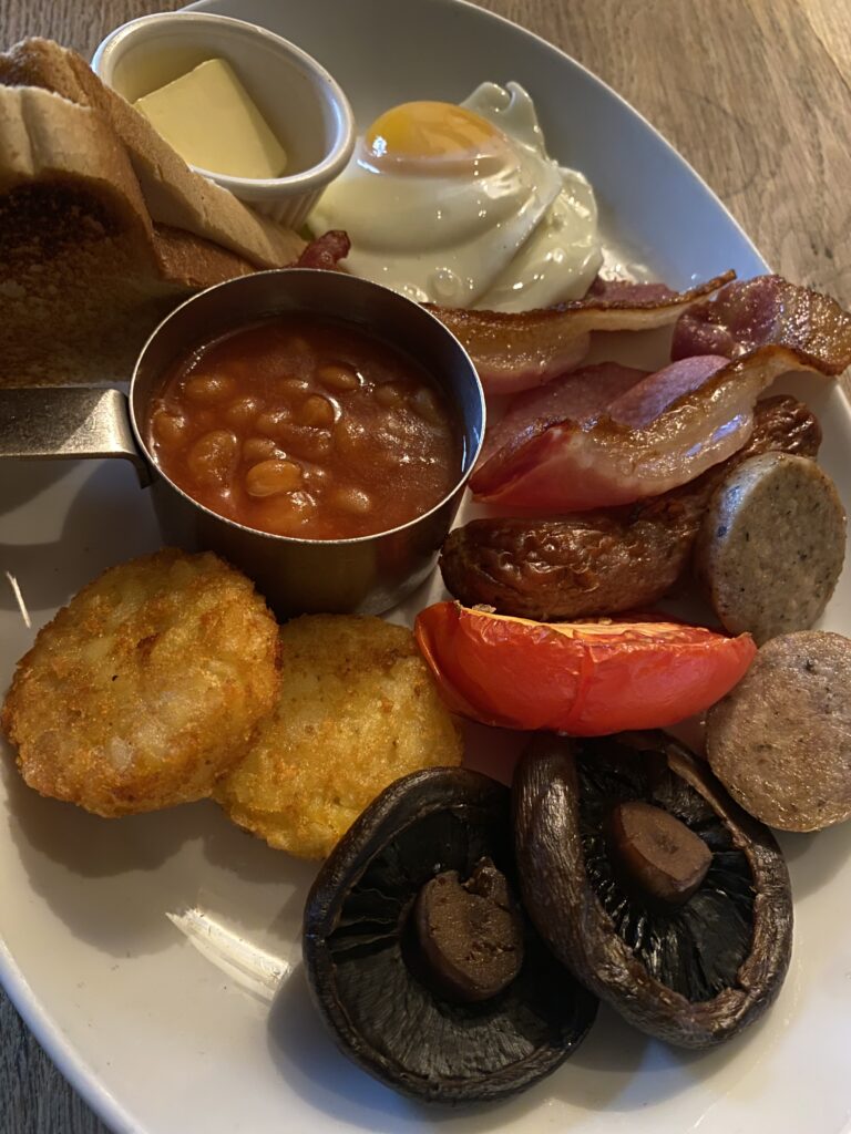 Full English Breakfast während der JOGLE Wanderung durch England